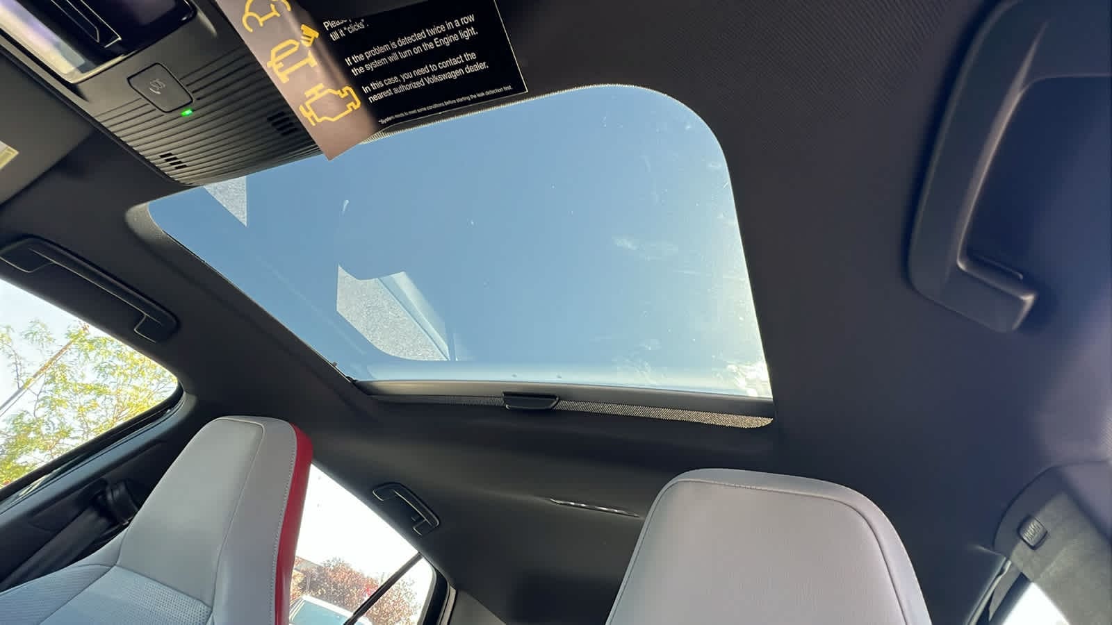 Thumbnail: 2025 Volkswagen Golf - 31