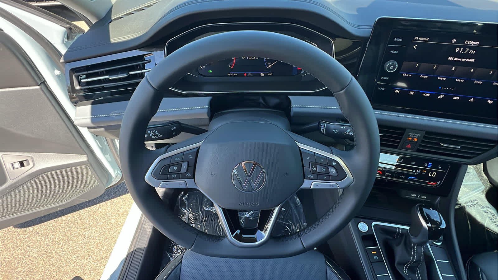 Thumbnail: 2025 Volkswagen Jetta - 18