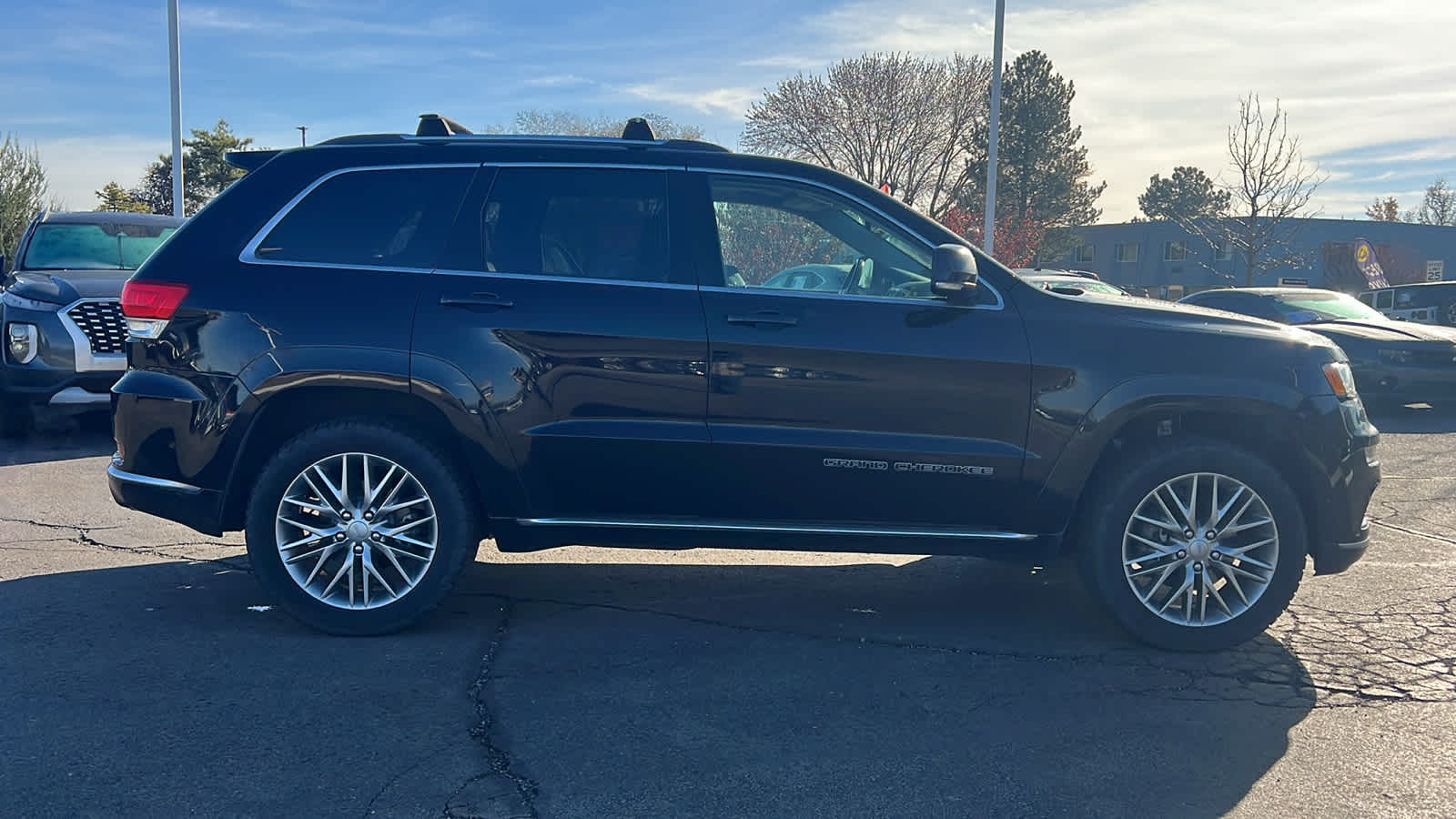2018 Jeep Grand Cherokee Summit photo 4