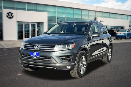 2016 Volkswagen Touareg Sport w/Technology SUV