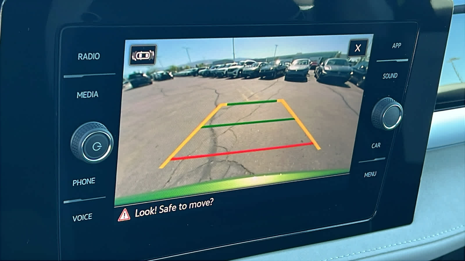 Thumbnail: 2025 Volkswagen Taos - 16