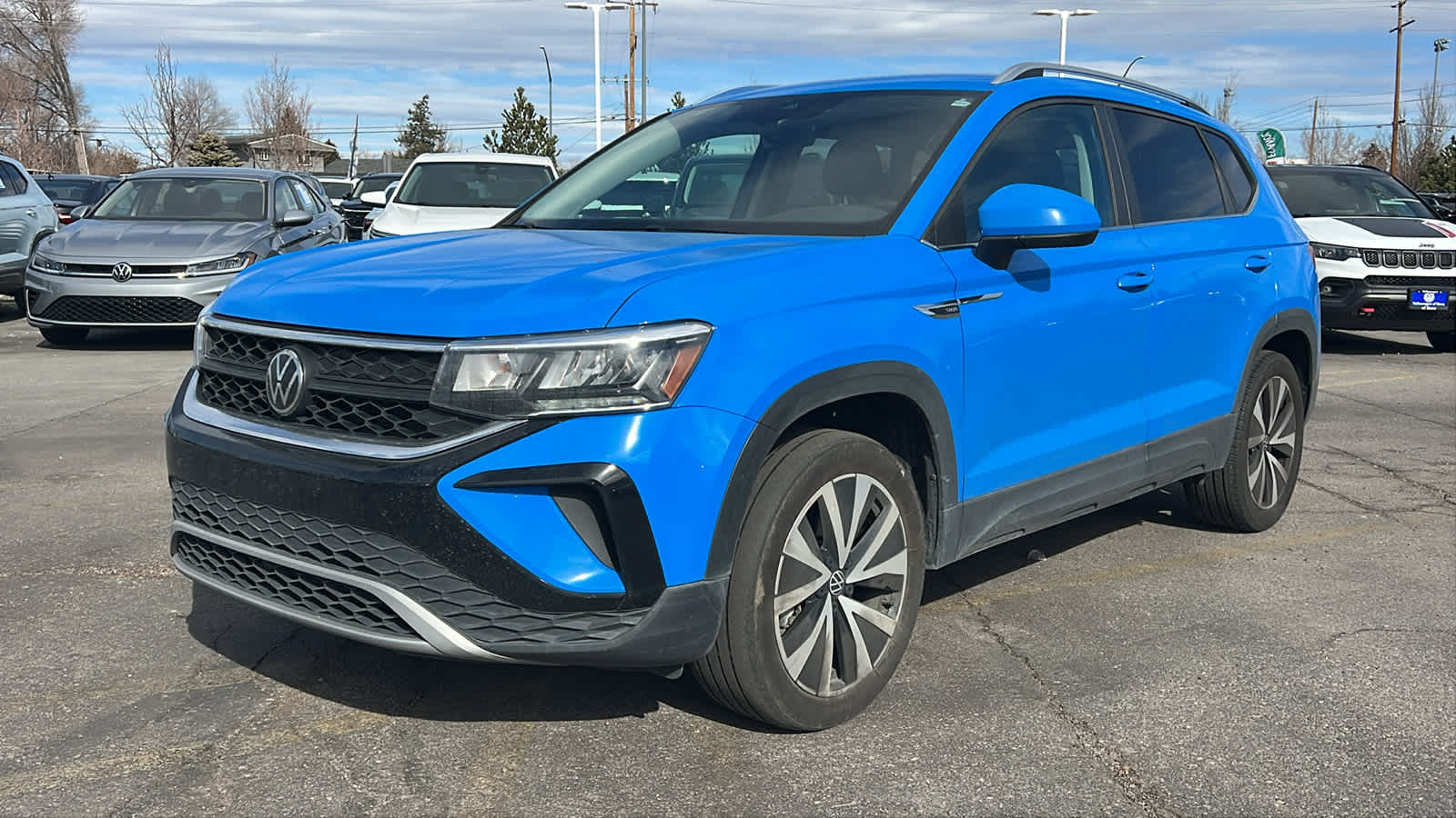 Thumbnail: 2022 Volkswagen Taos - 1