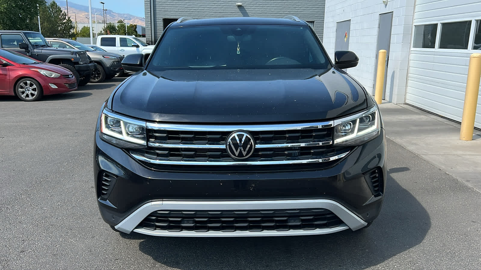 Certified 2020 Volkswagen Atlas Cross Sport SEL with VIN 1V2ME2CA4LC208192 for sale in Reno, NV