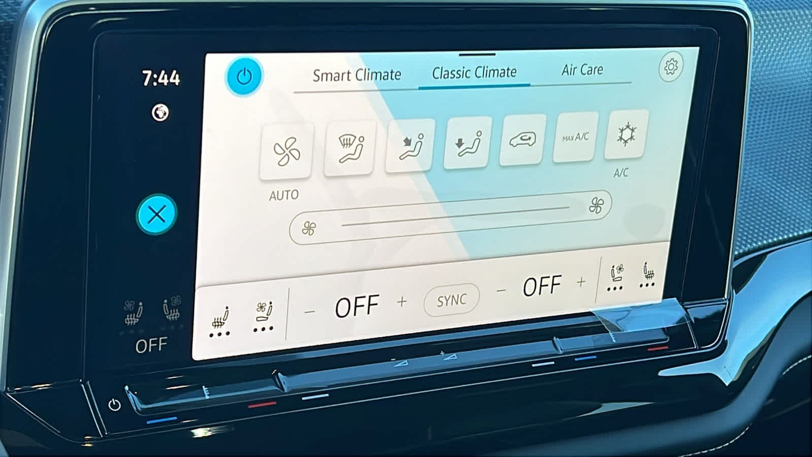 Thumbnail: 2026 Volkswagen Atlas - 14