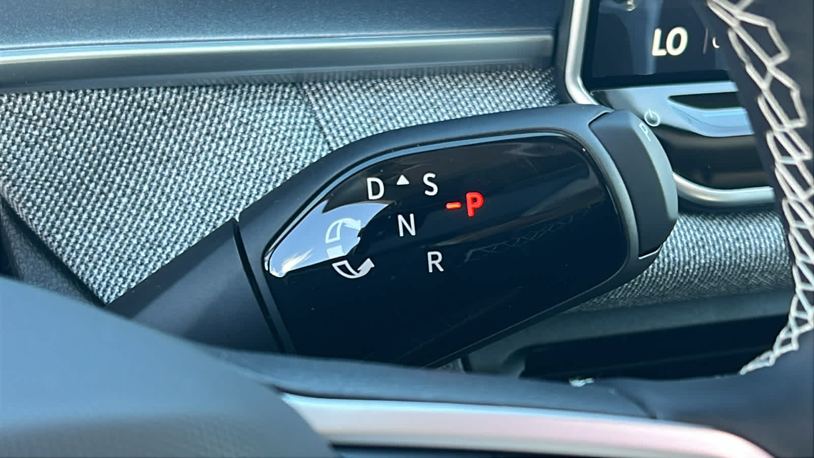 Thumbnail: 2026 Volkswagen Tiguan - 13