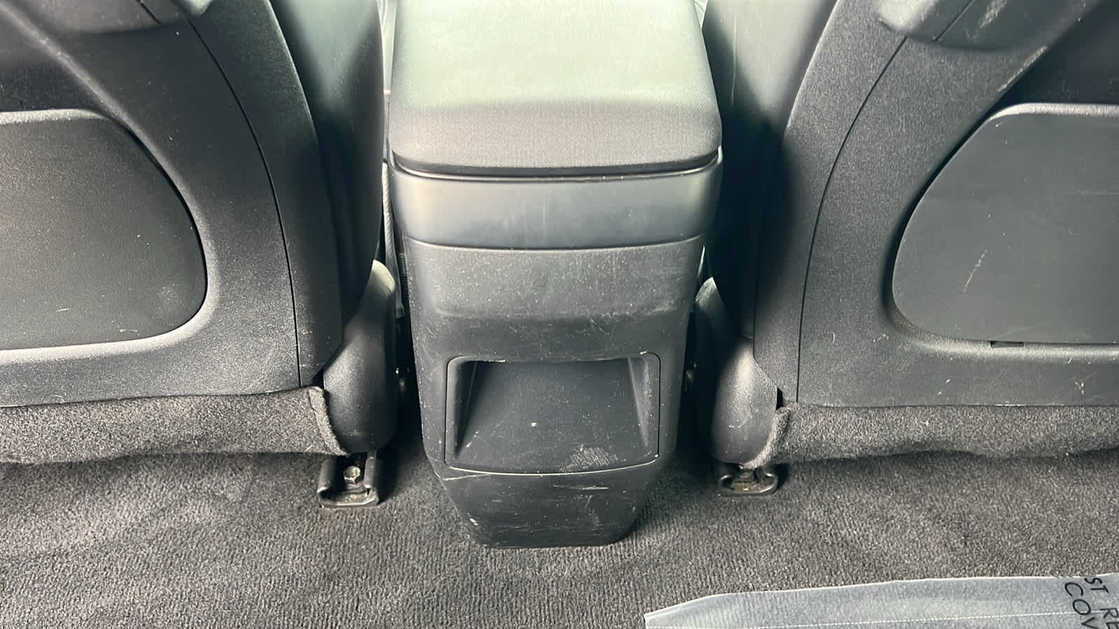 Thumbnail: 2022 Kia EV6 - 25