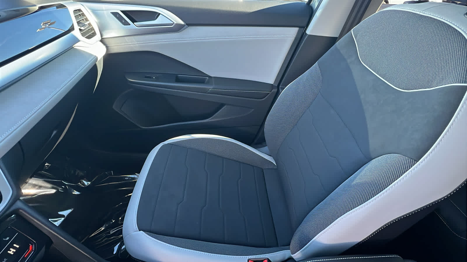 Thumbnail: 2026 Volkswagen Taos - 12