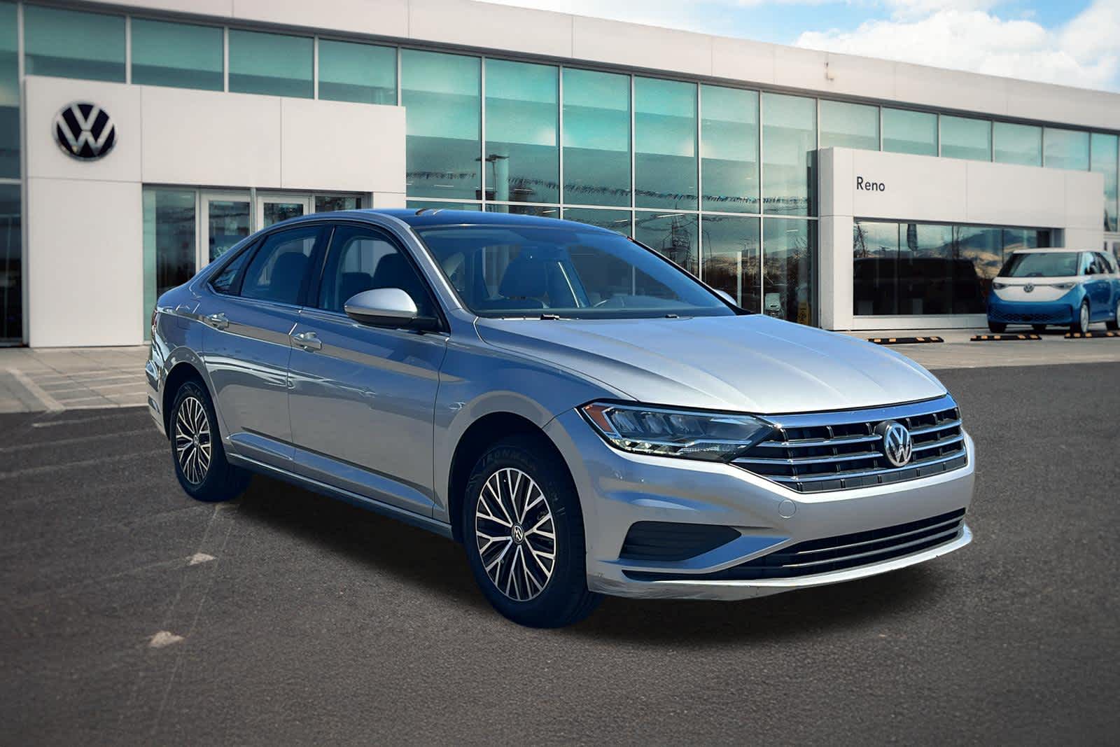 Thumbnail: 2021 Volkswagen Jetta - 3