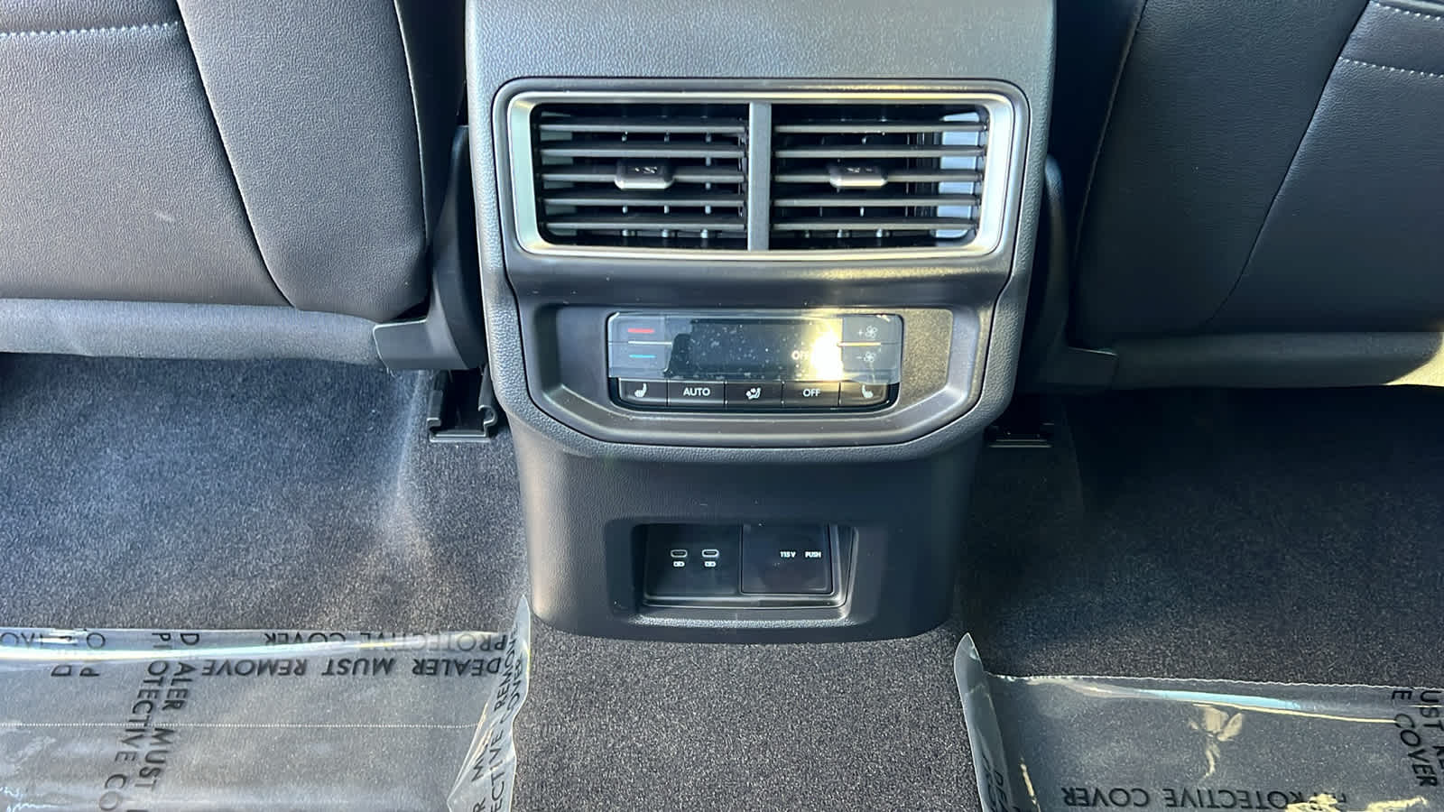 Thumbnail: 2026 Volkswagen Atlas - 25