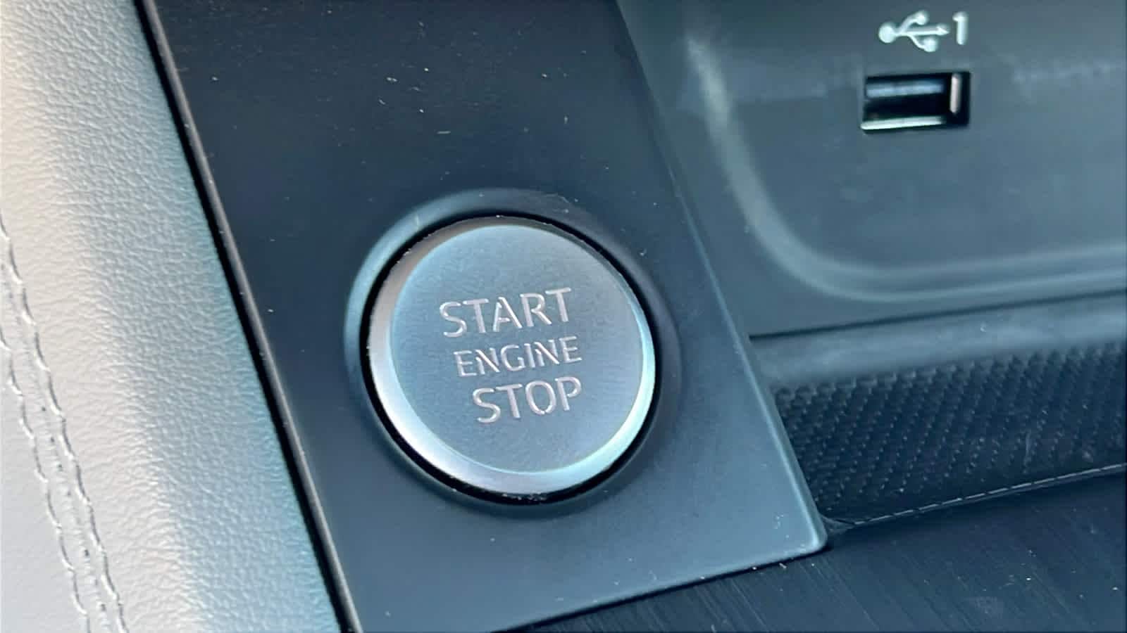 Thumbnail: 2019 Audi A4 - 17