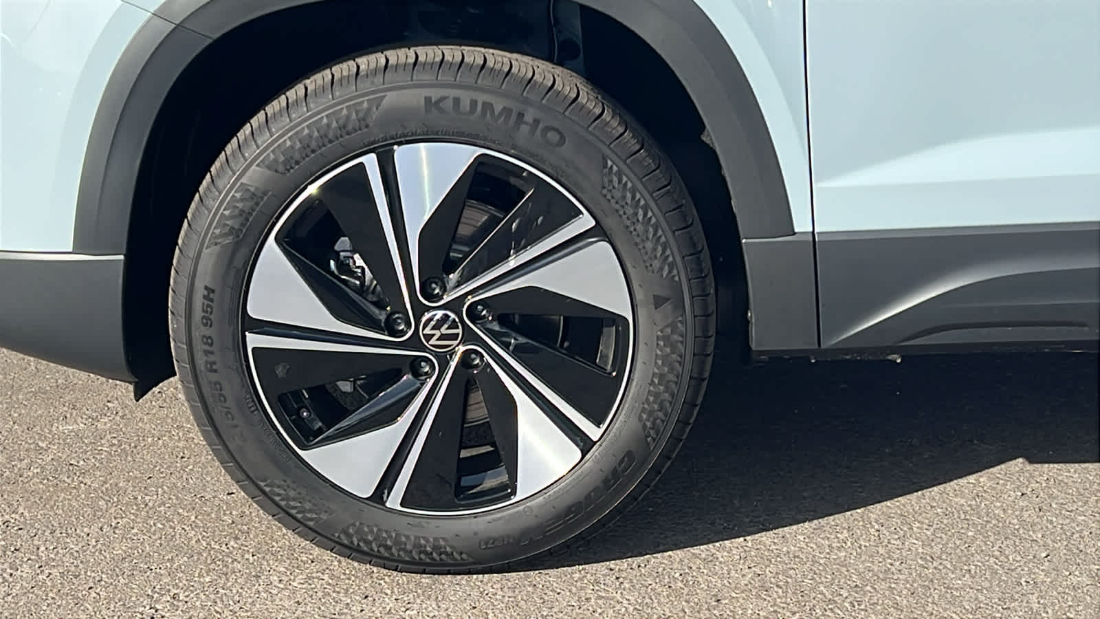 Thumbnail: 2026 Volkswagen Taos - 9