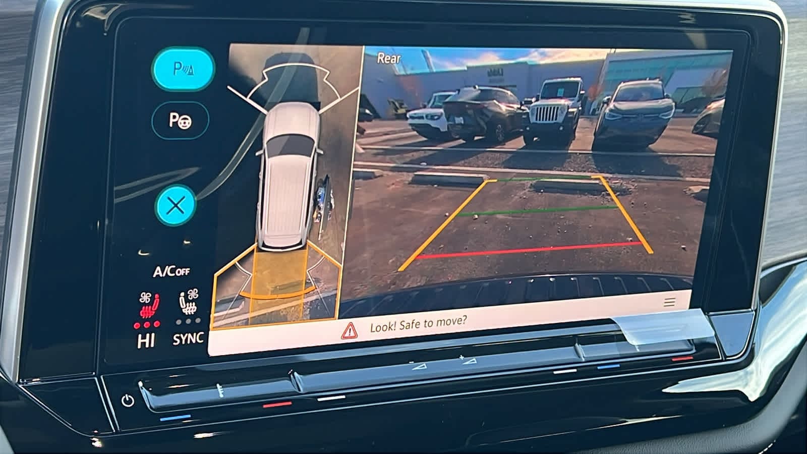 Thumbnail: 2026 Volkswagen Atlas - 16