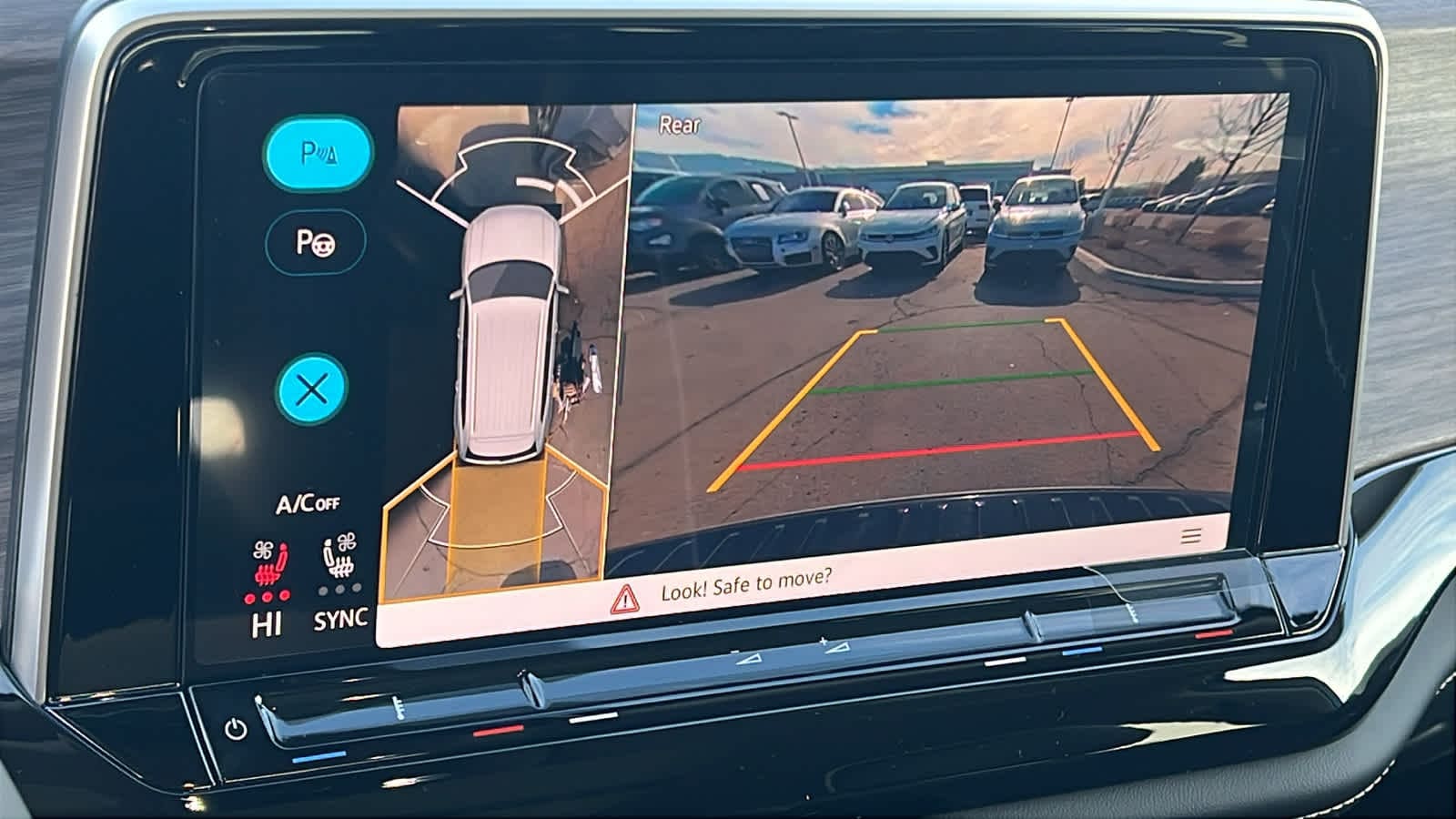 Thumbnail: 2026 Volkswagen Atlas - 16