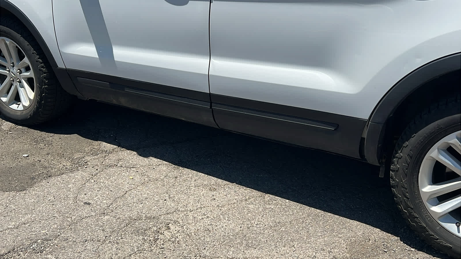 2016 Ford Explorer Base 10