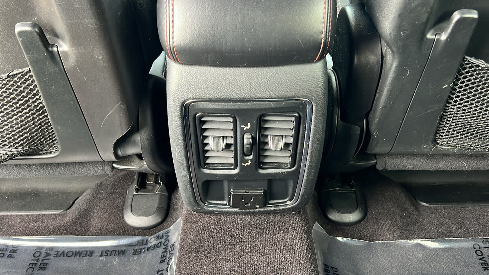 Thumbnail: 2017 Jeep Grand Cherokee - 25