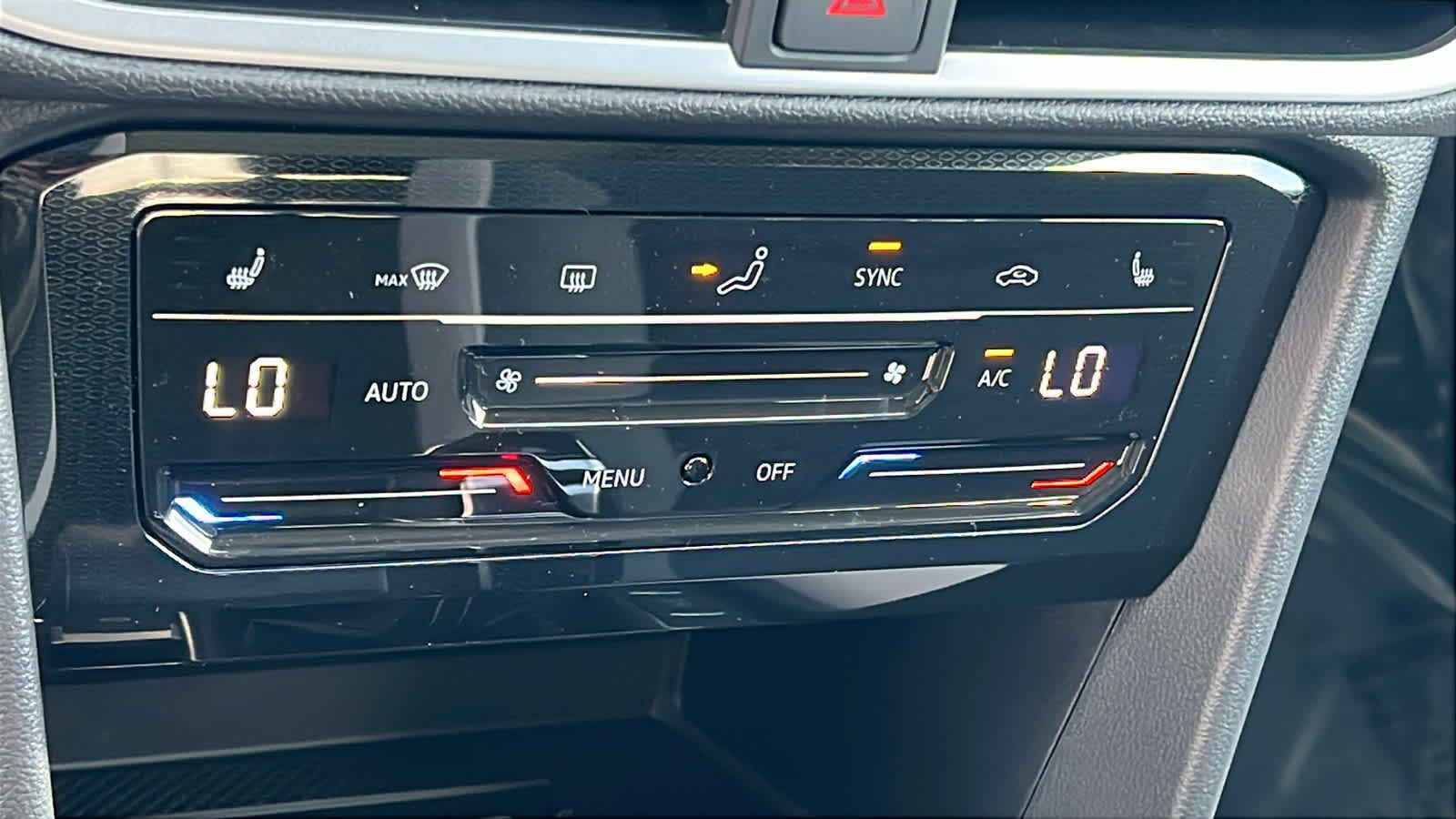 Thumbnail: 2026 Volkswagen Taos - 14