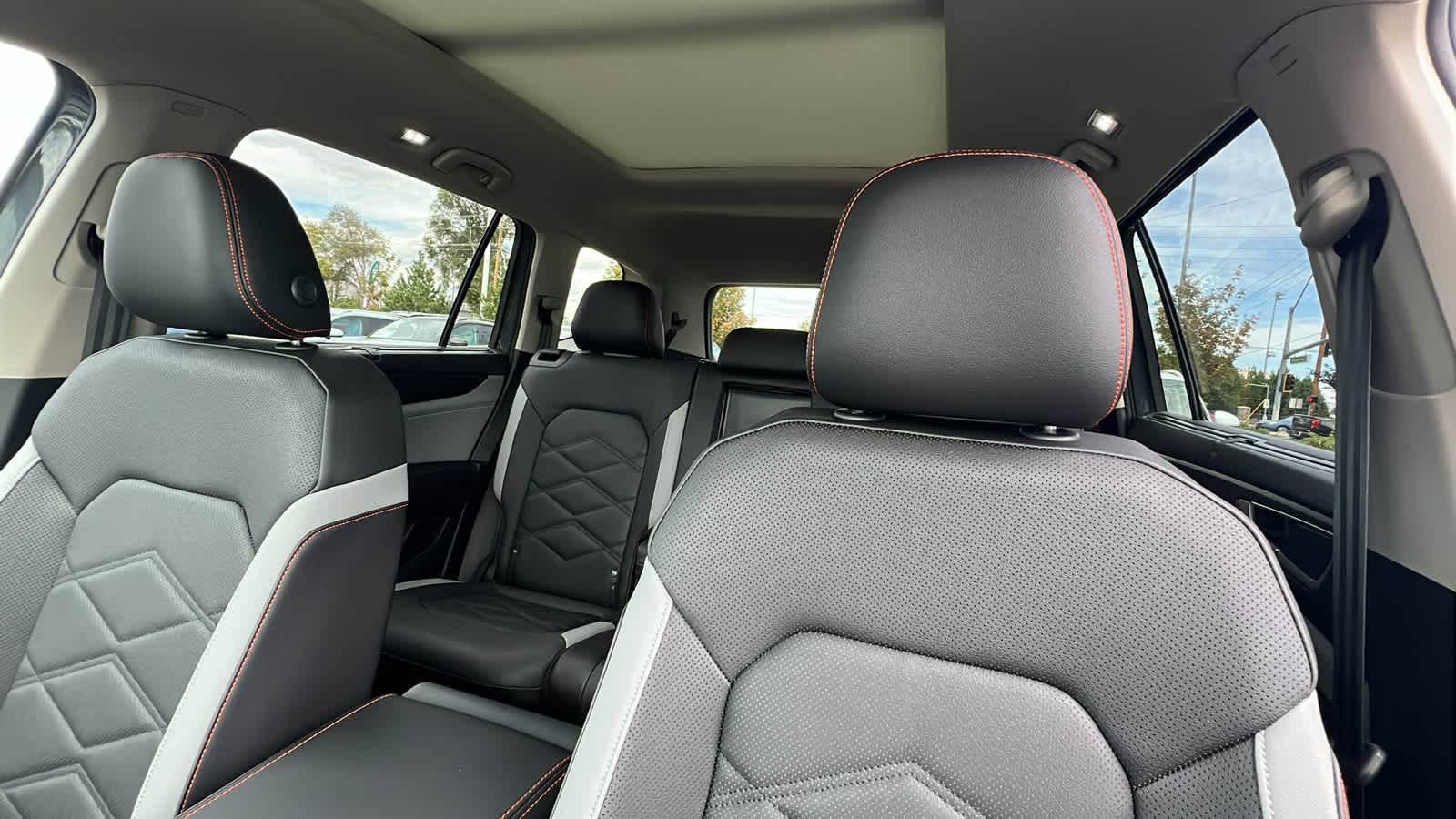 Thumbnail: 2026 Volkswagen Atlas - 11