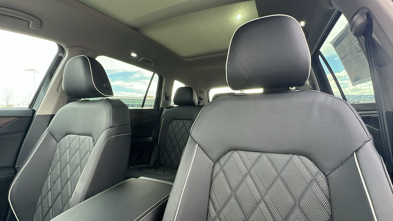 Thumbnail: 2026 Volkswagen Atlas - 11