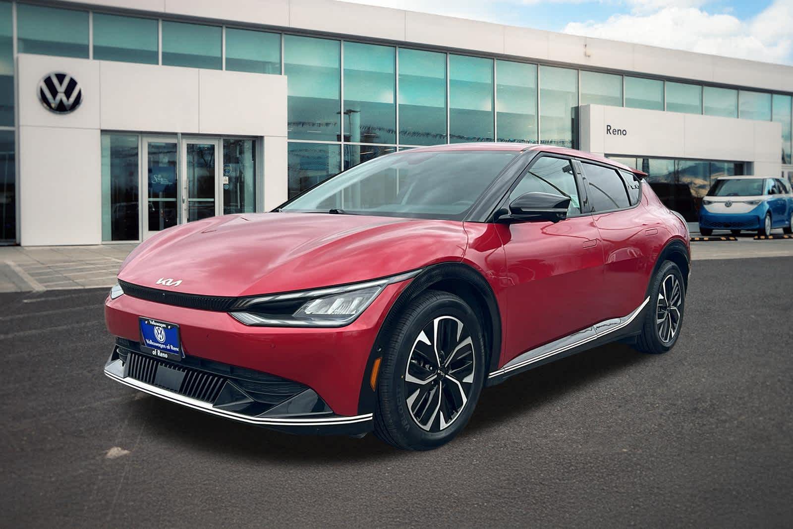 Thumbnail: 2022 Kia EV6 - 1