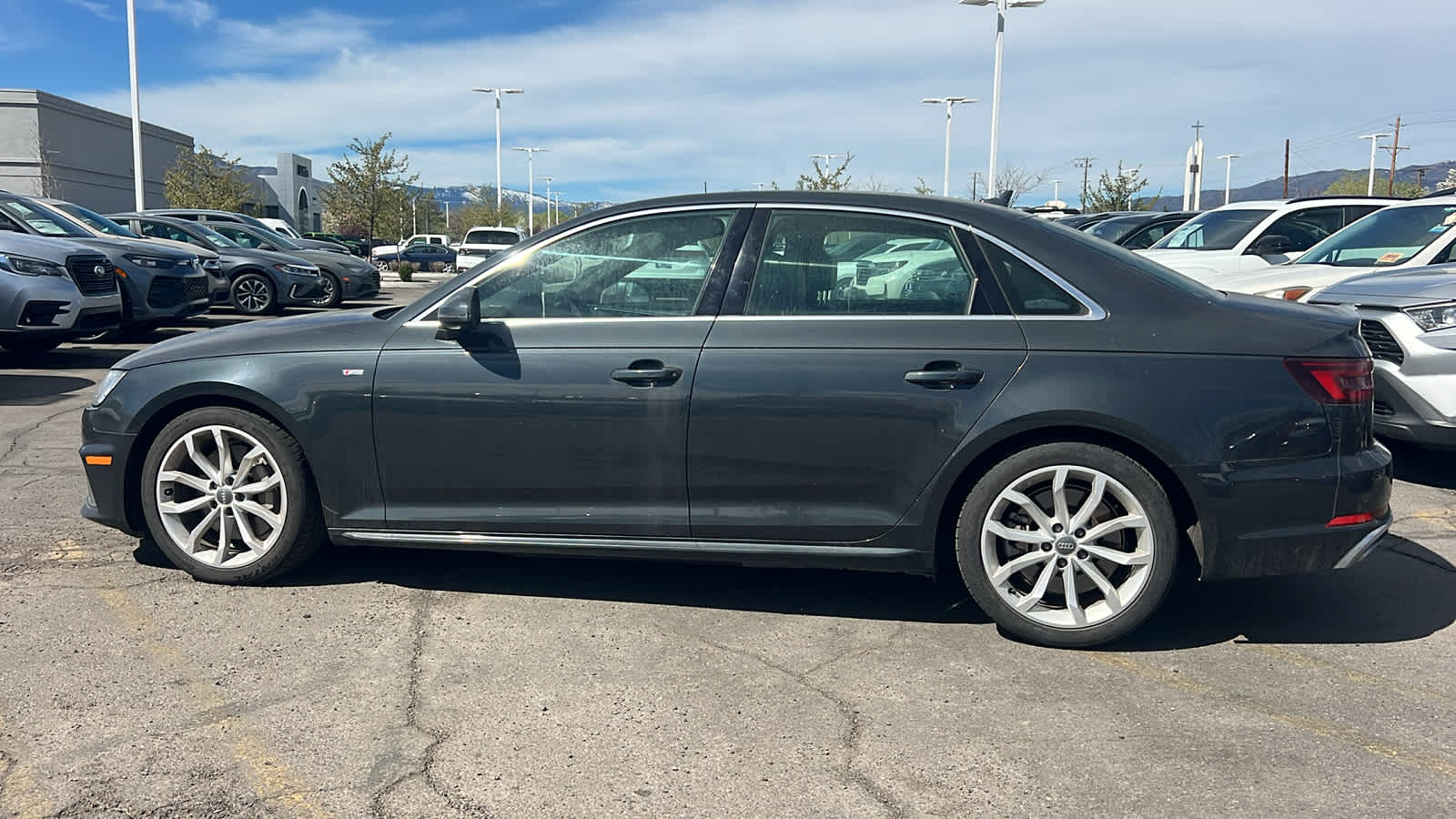 Thumbnail: 2019 Audi A4 - 8