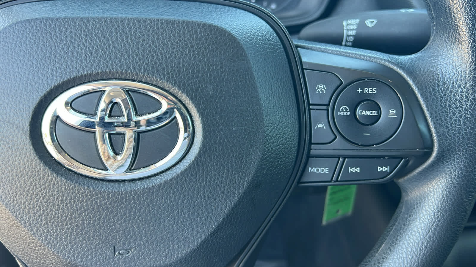Thumbnail: 2023 Toyota Corolla - 20