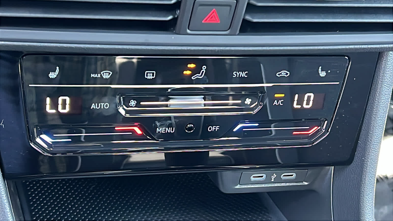 Thumbnail: 2025 Volkswagen Jetta - 14