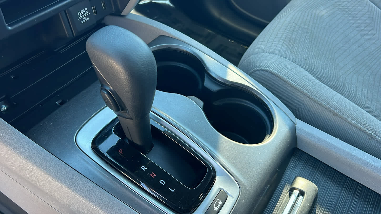 Thumbnail: 2017 Honda Pilot - 13