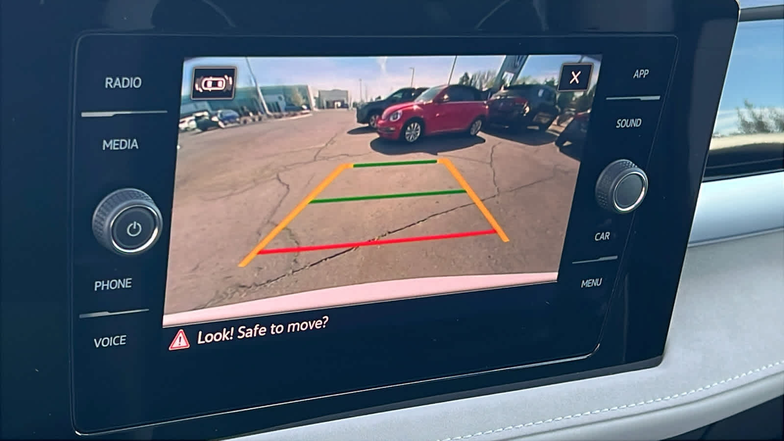 Thumbnail: 2025 Volkswagen Taos - 16