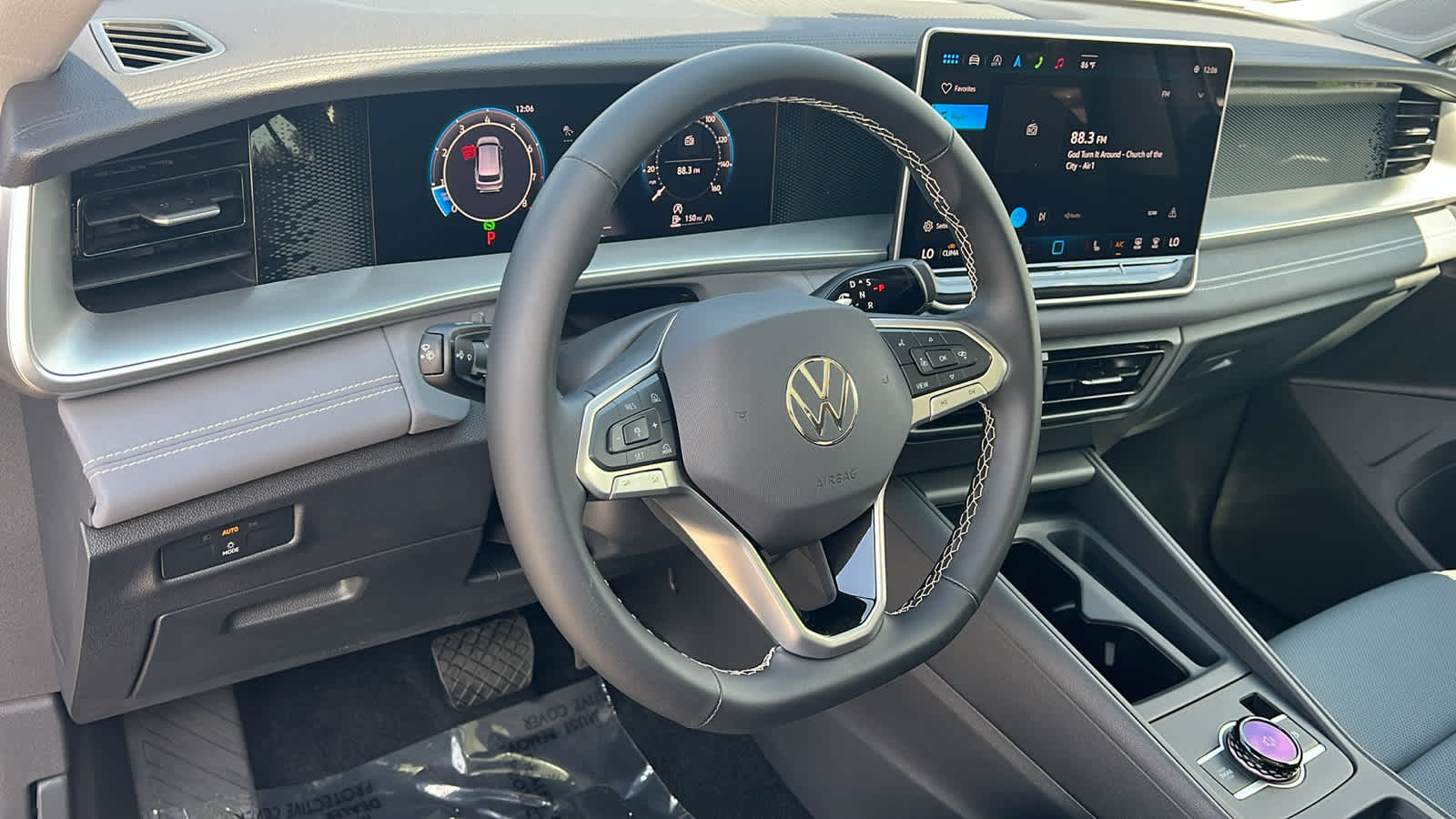 Thumbnail: 2025 Volkswagen Tiguan - 10