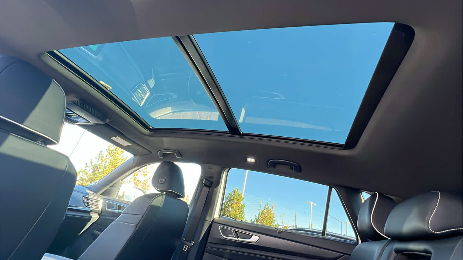 Thumbnail: 2026 Volkswagen Atlas - 31