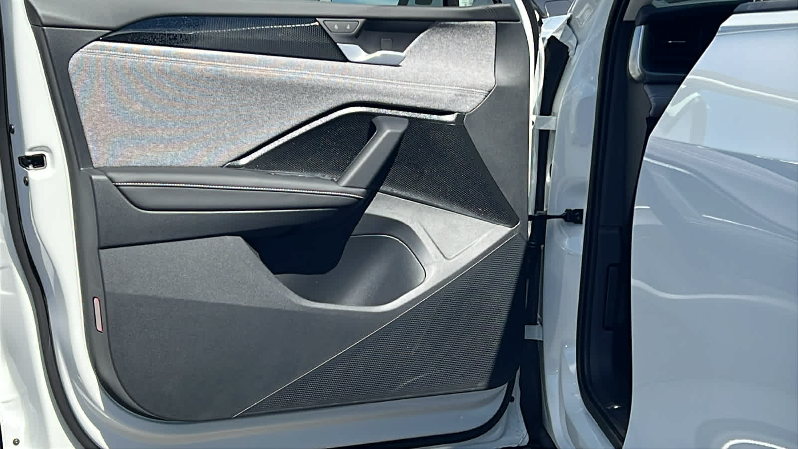 Thumbnail: 2026 Volkswagen Tiguan - 23