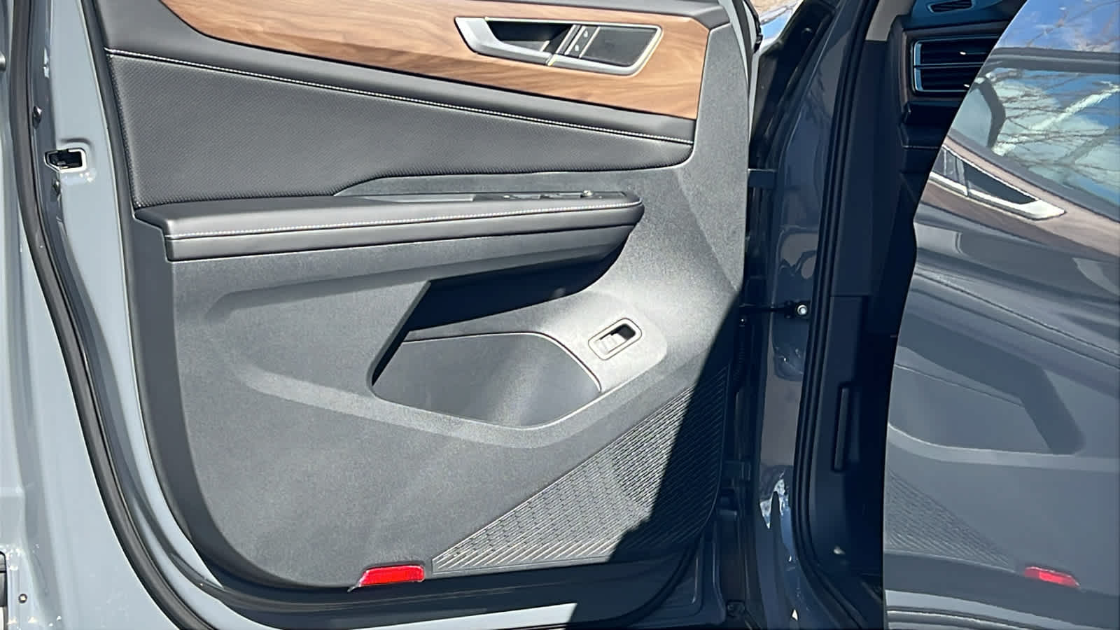 Thumbnail: 2026 Volkswagen Atlas - 23