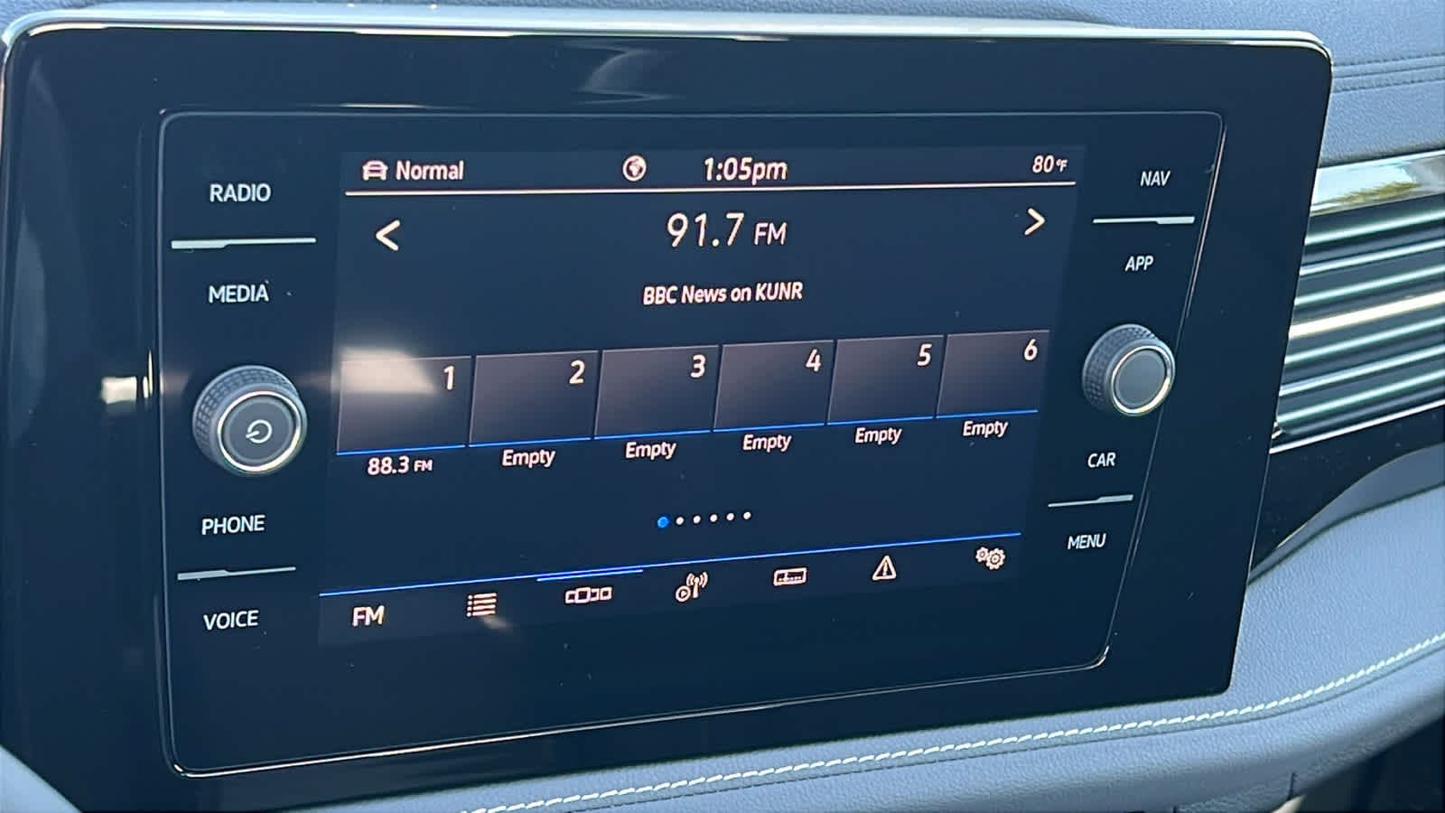 Thumbnail: 2025 Volkswagen Jetta - 15