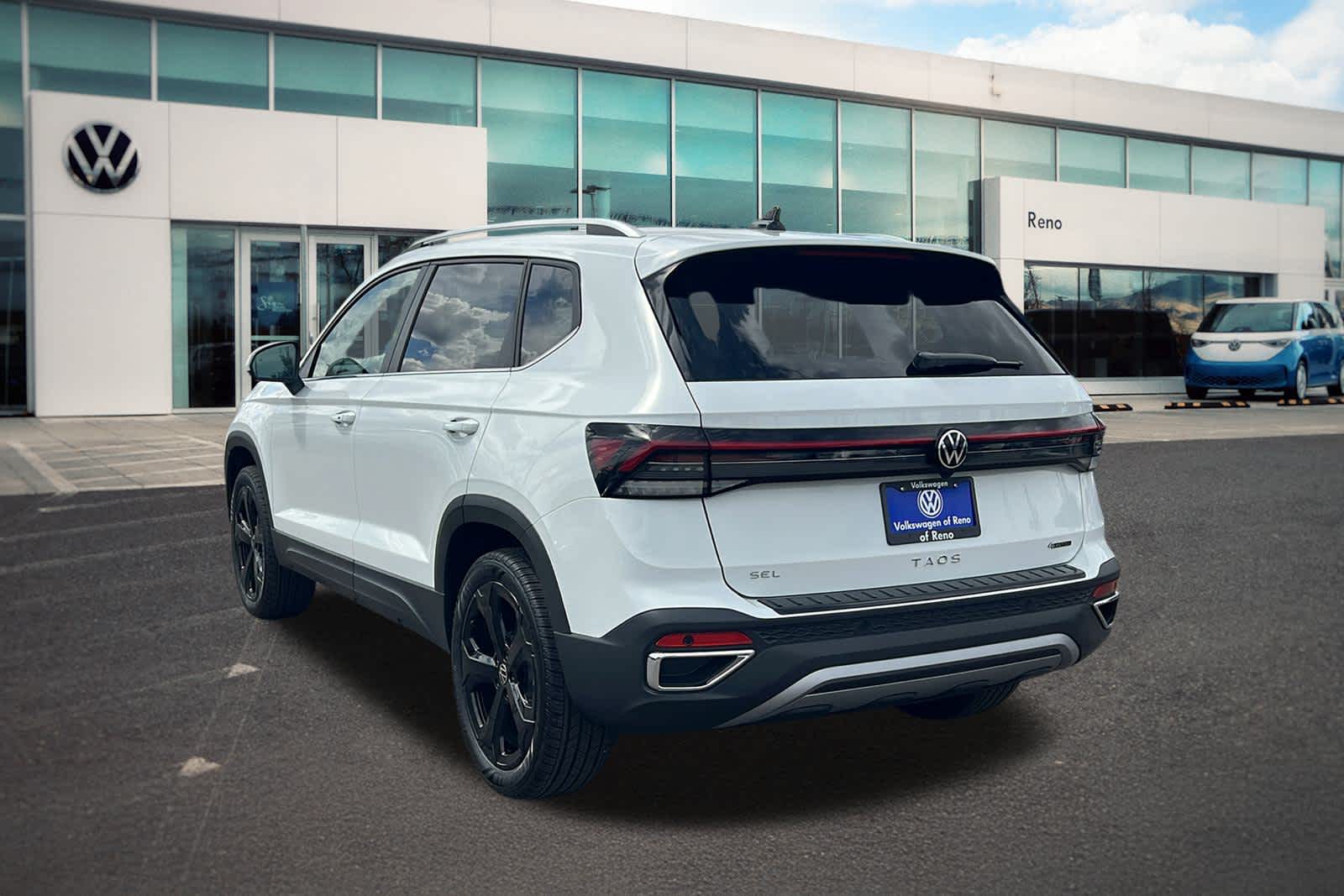 Thumbnail: 2025 Volkswagen Taos - 7