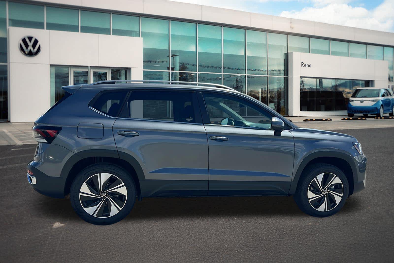 Thumbnail: 2026 Volkswagen Taos - 4