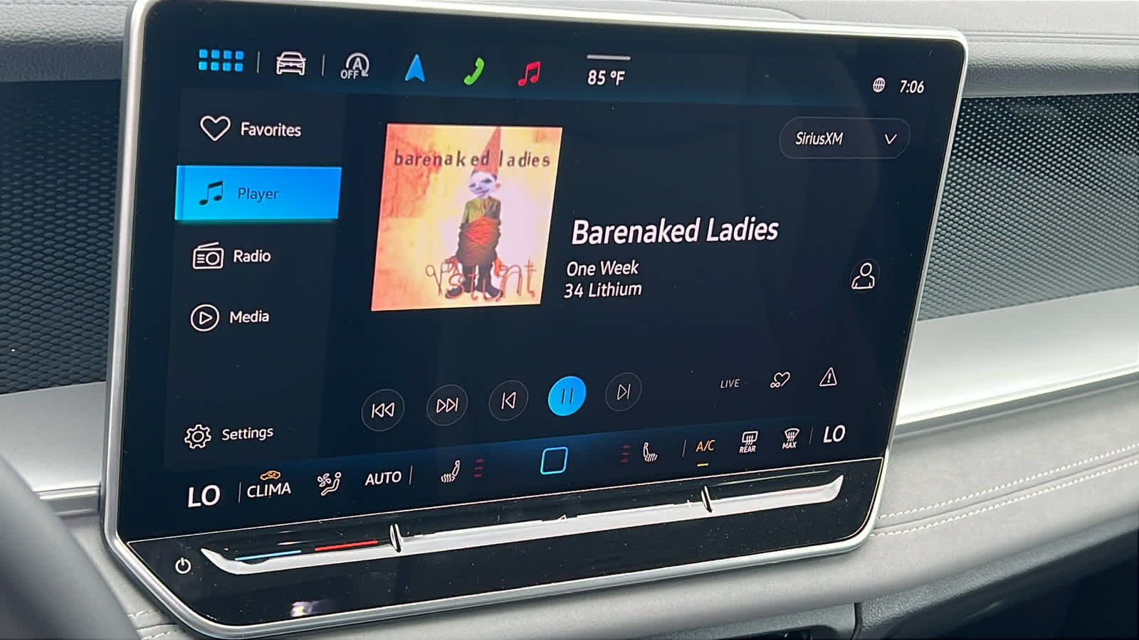 Thumbnail: 2025 Volkswagen Tiguan - 15