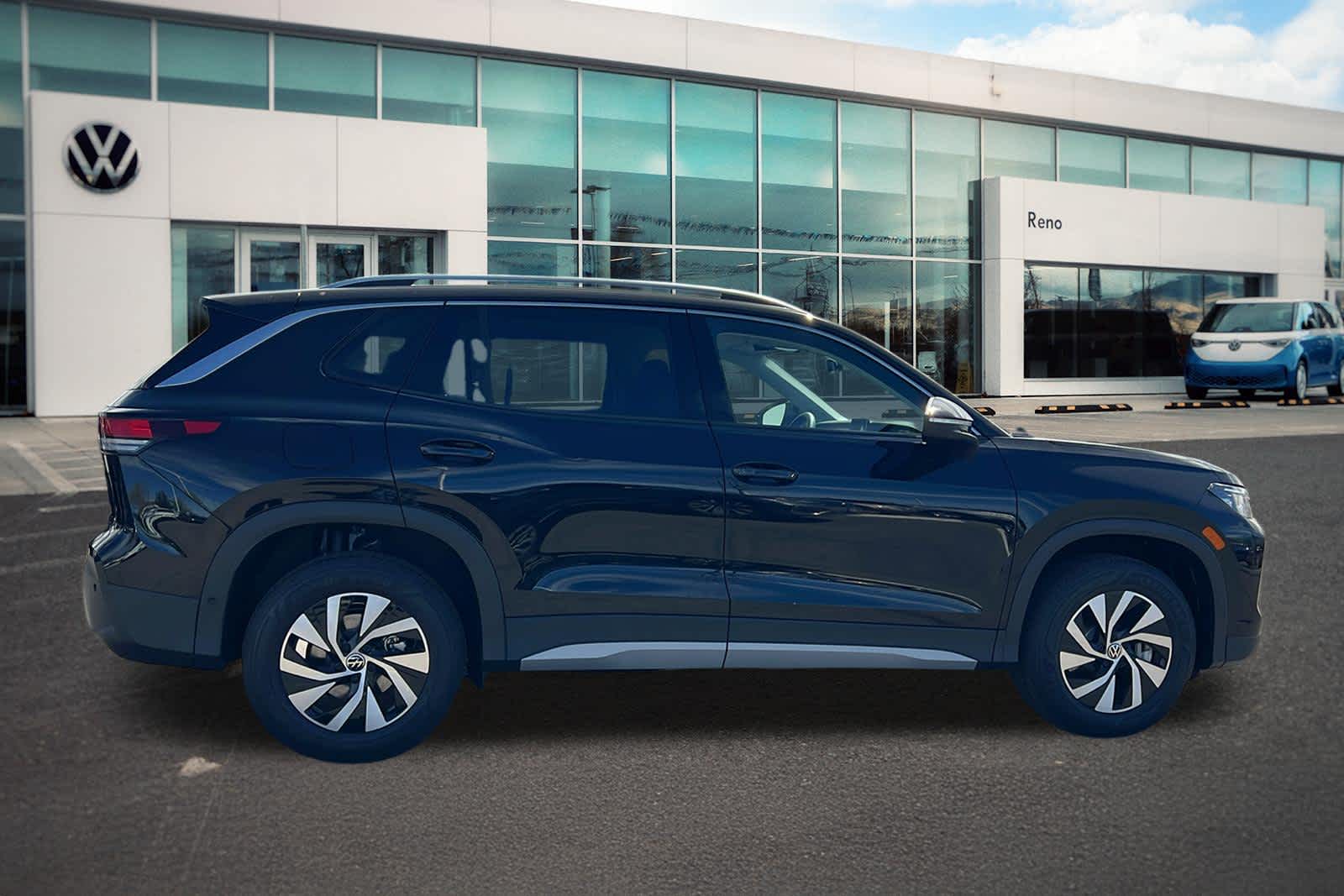Thumbnail: 2026 Volkswagen Tiguan - 4