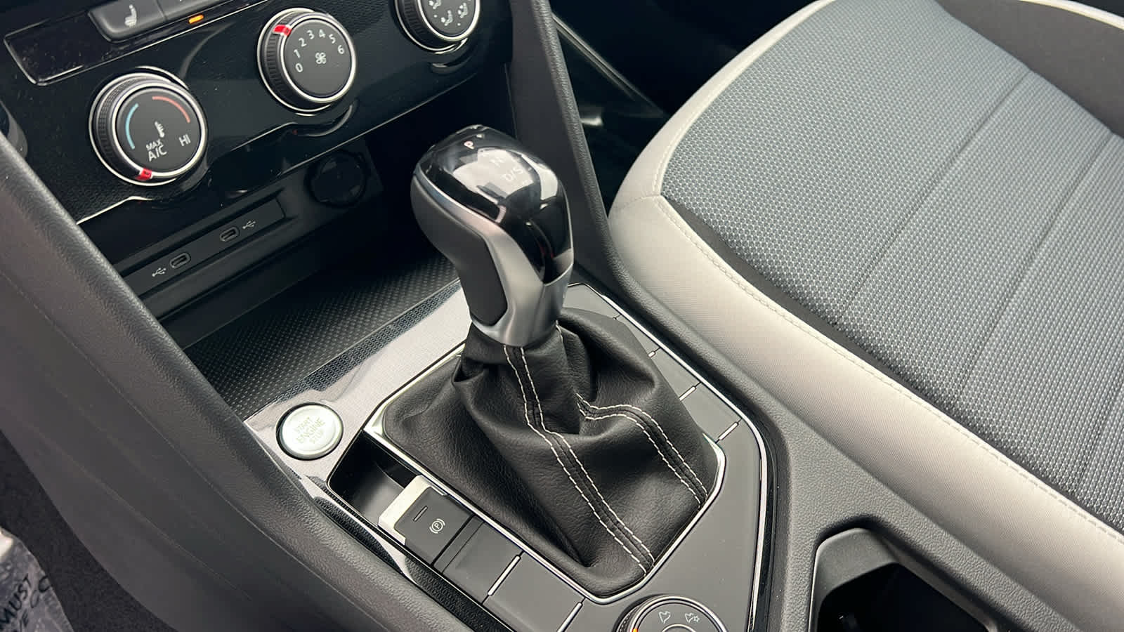 Thumbnail: 2026 Volkswagen Taos - 13