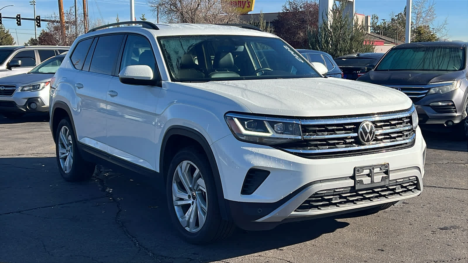 2022 Volkswagen Atlas V6 SE Technology photo 3