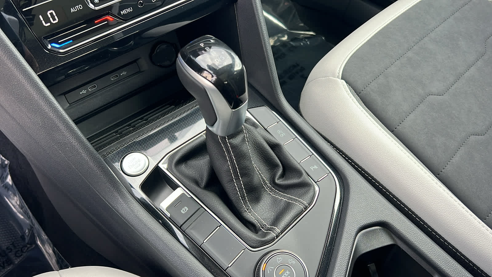 Thumbnail: 2026 Volkswagen Taos - 13