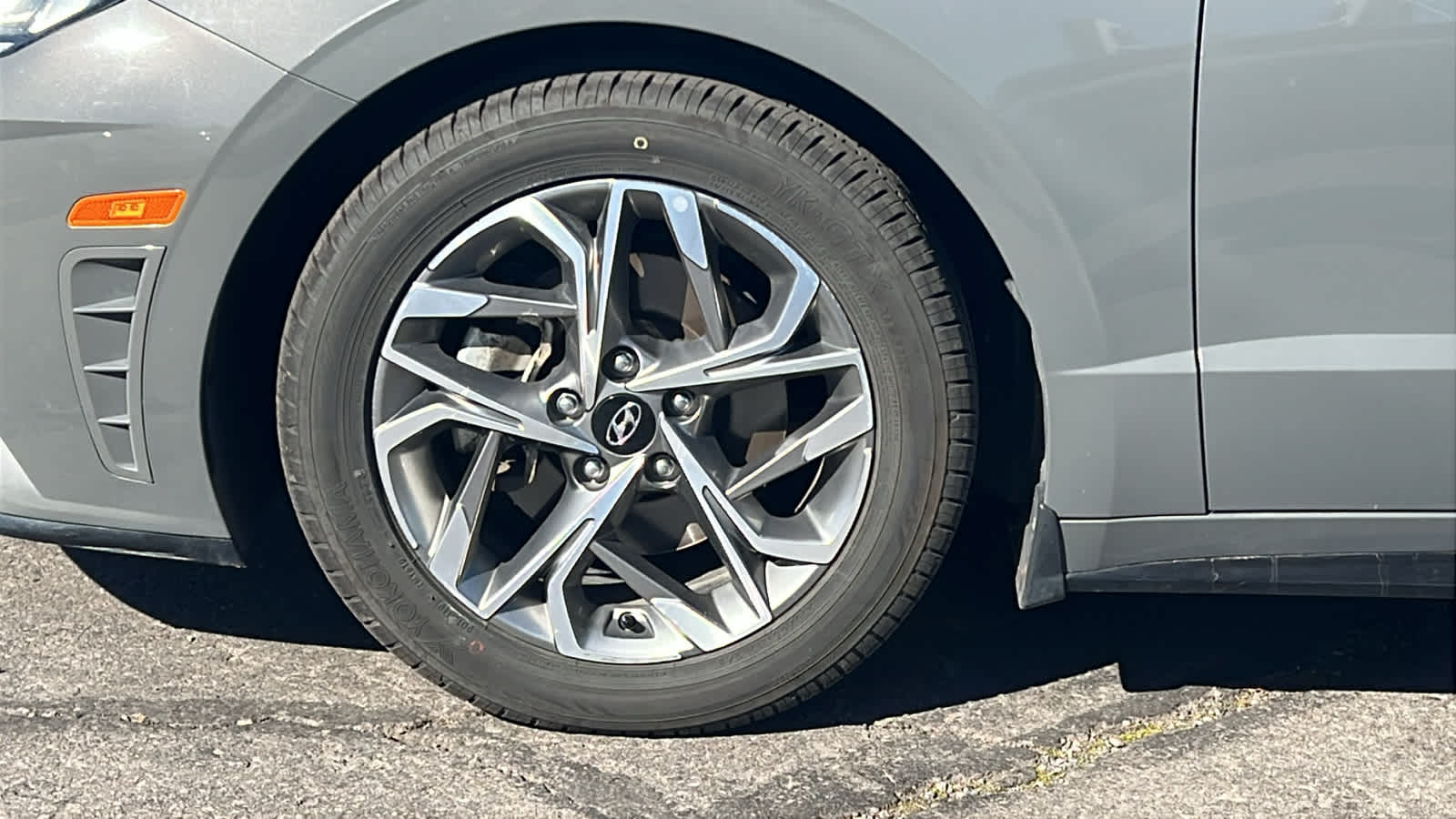 Thumbnail: 2021 Hyundai Sonata - 9