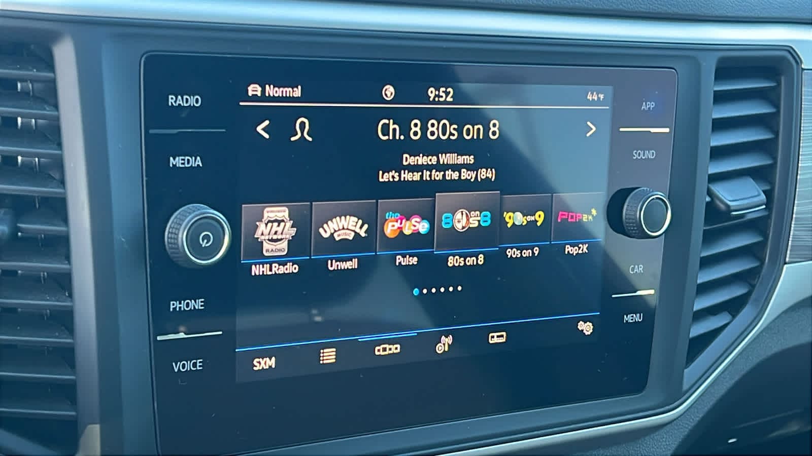 Thumbnail: 2021 Volkswagen Atlas - 15