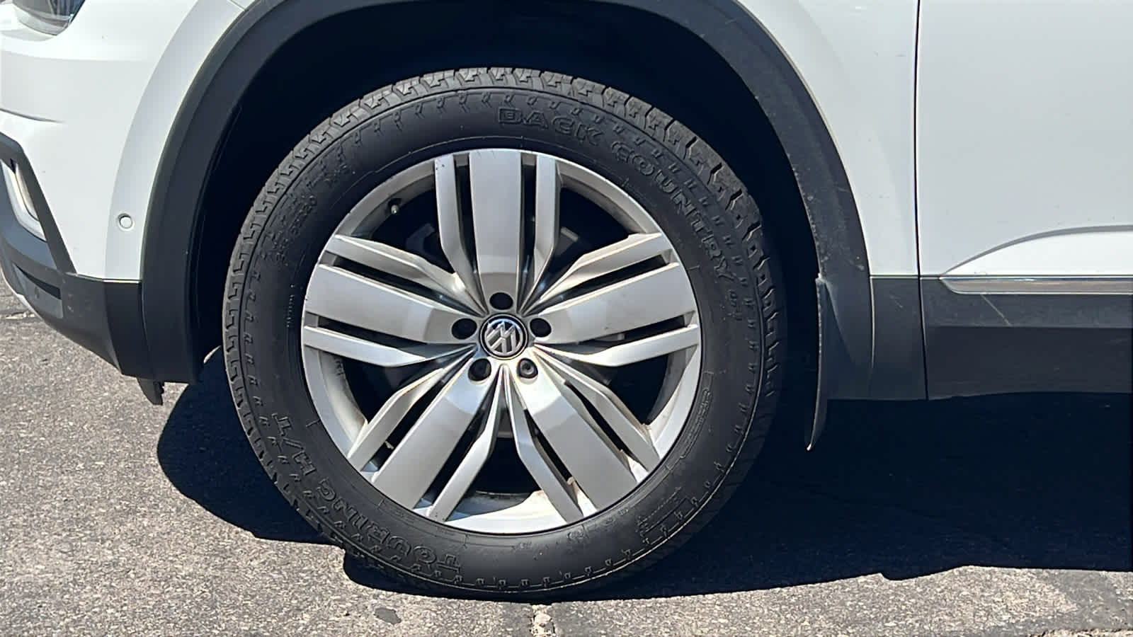 Thumbnail: 2018 Volkswagen Atlas - 9