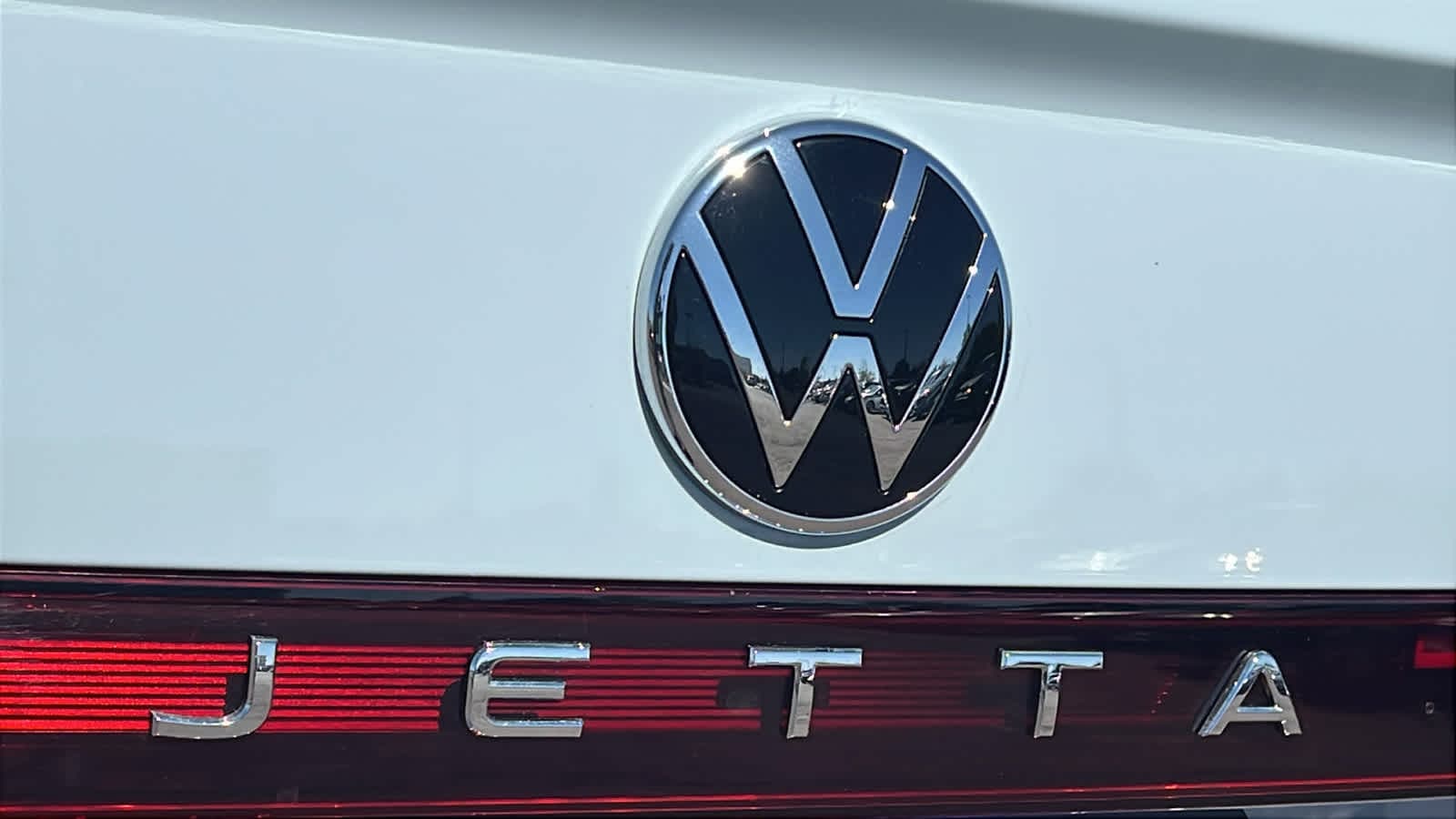 Thumbnail: 2025 Volkswagen Jetta - 28