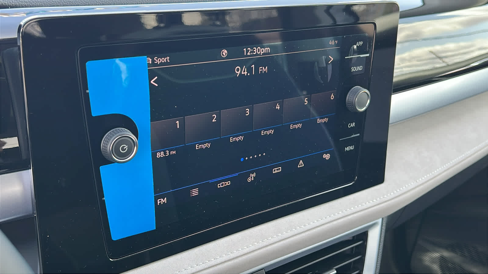 Thumbnail: 2025 Volkswagen Taos - 15