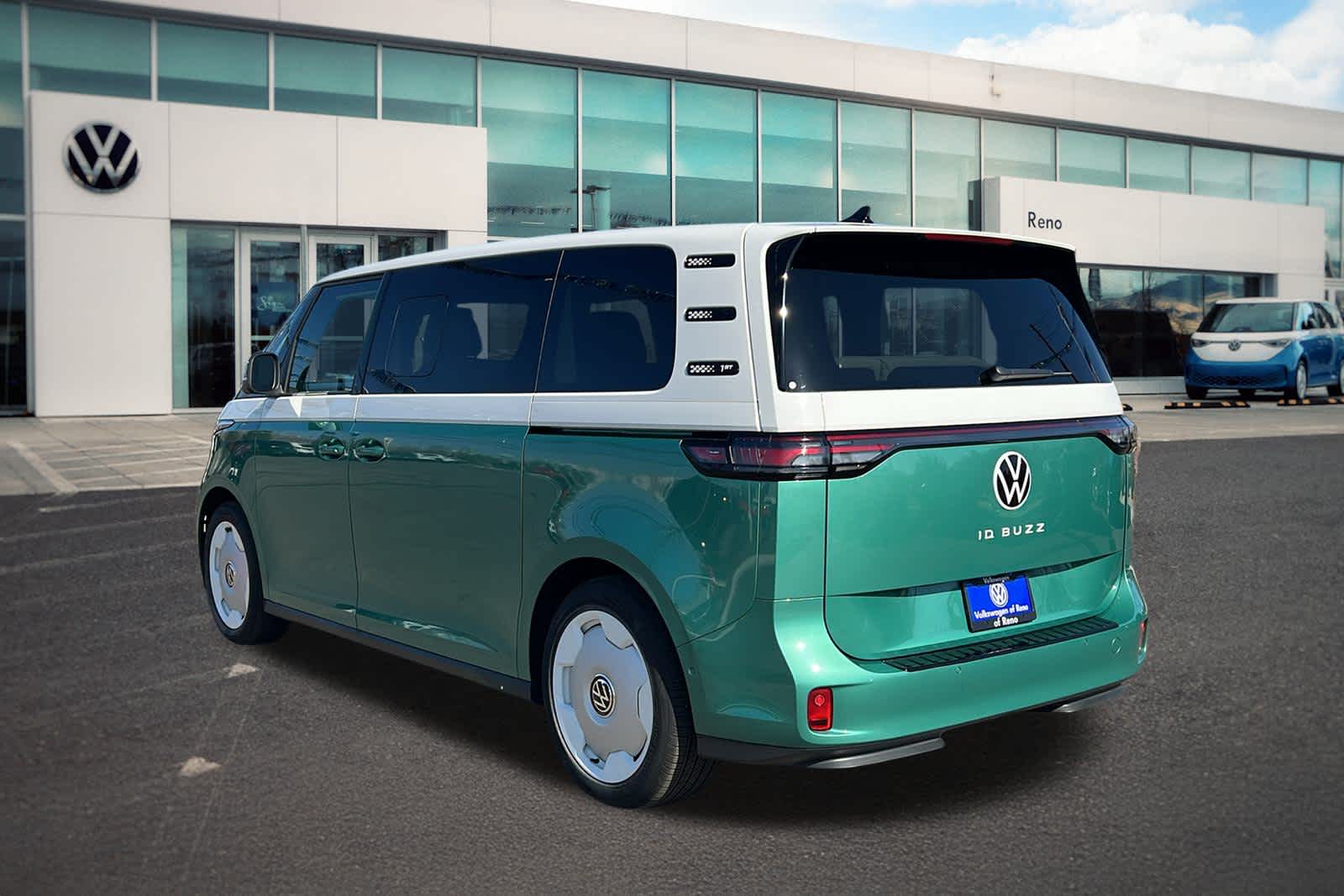 Thumbnail: 2025 Volkswagen ID.Buzz - 3