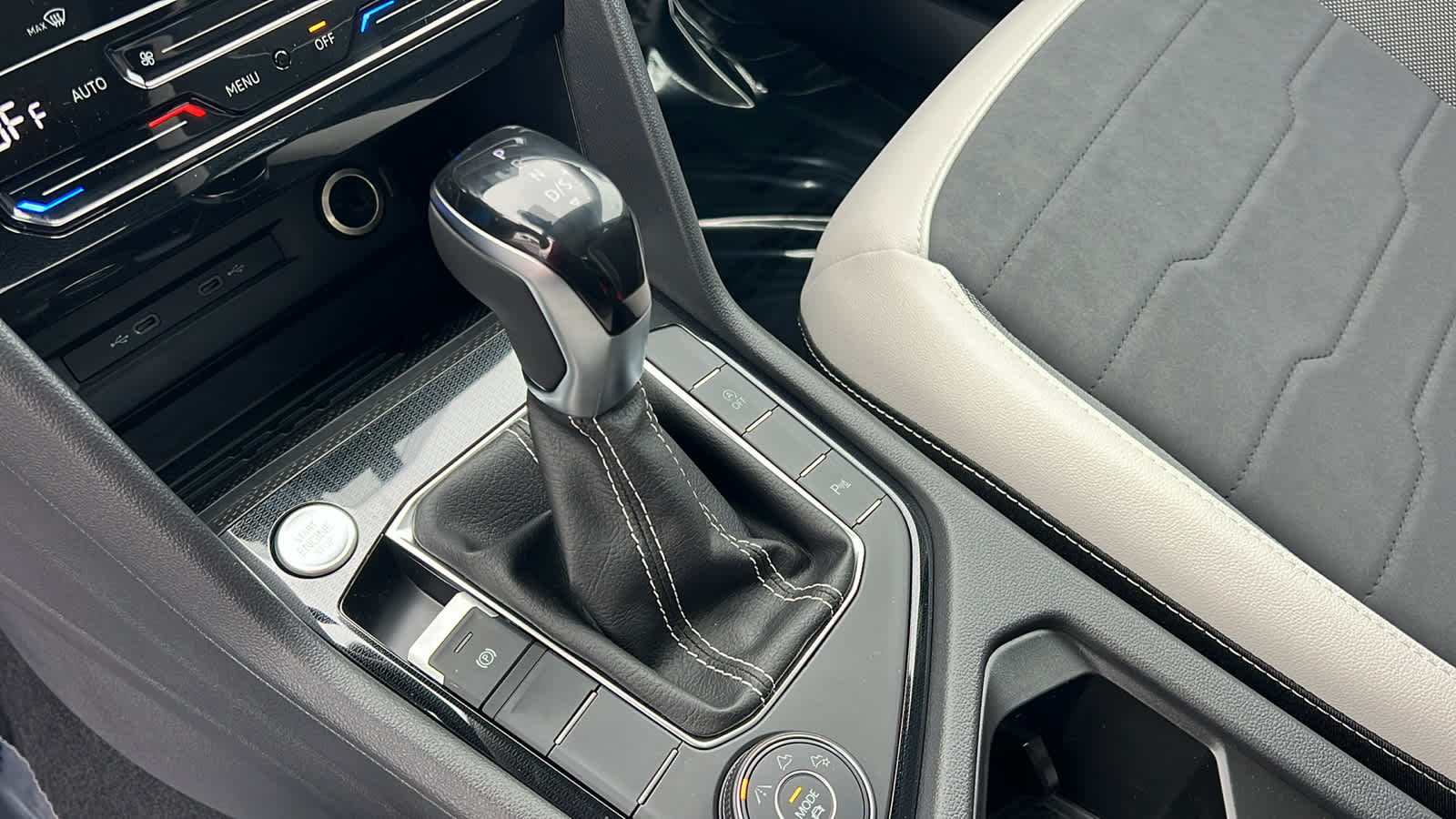 Thumbnail: 2026 Volkswagen Taos - 13