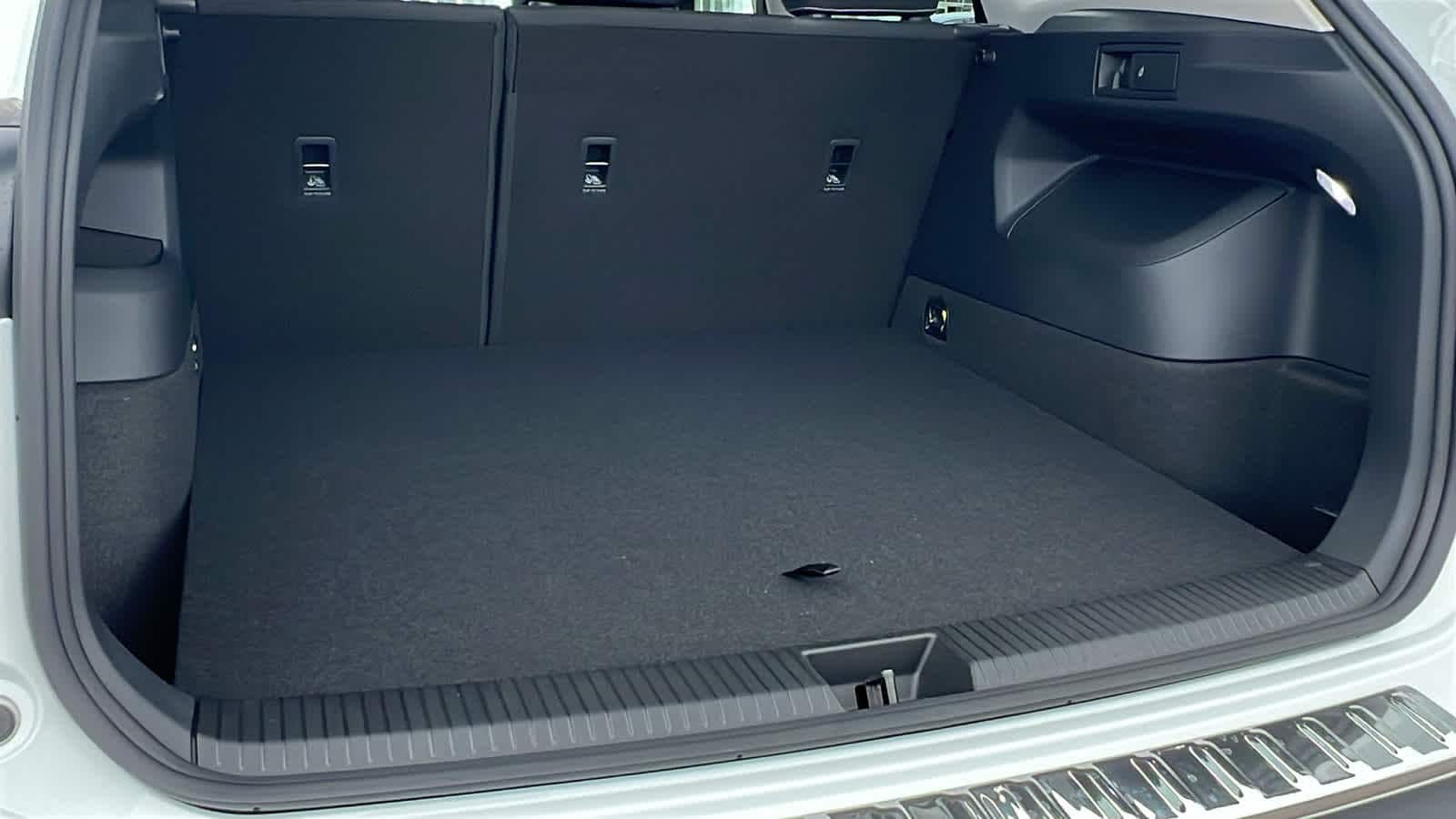 Thumbnail: 2025 Volkswagen Tiguan - 27