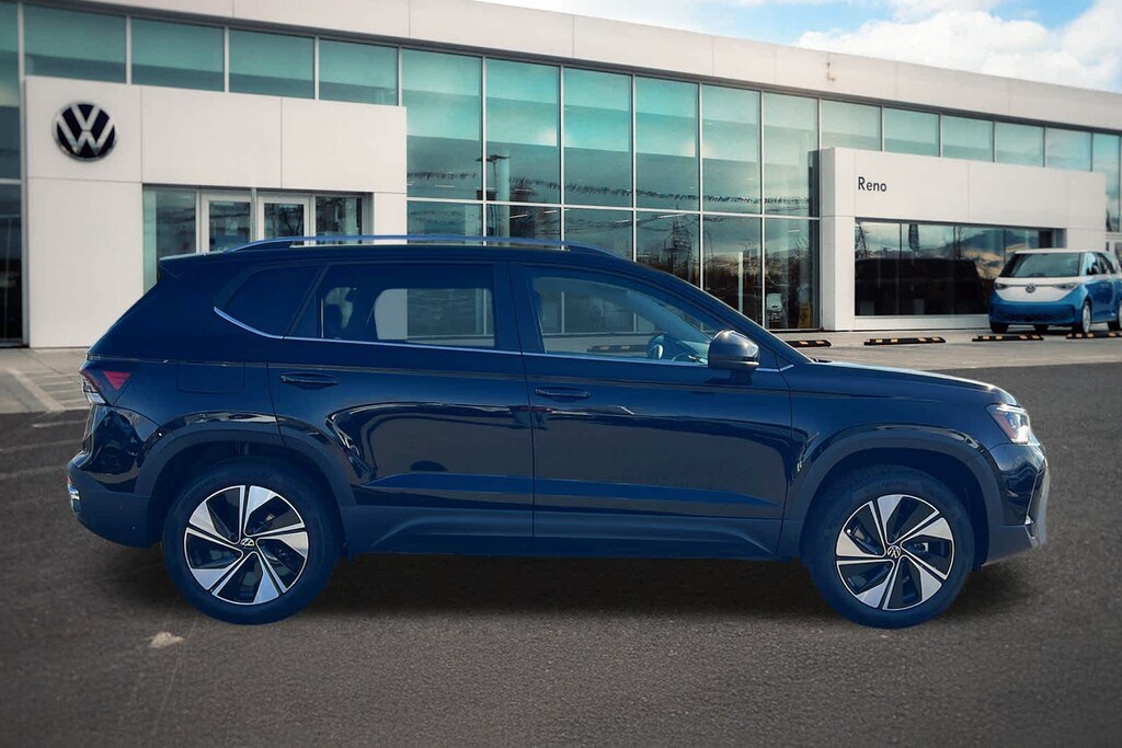 New 2026 Volkswagen Taos 1.5T SE SUV