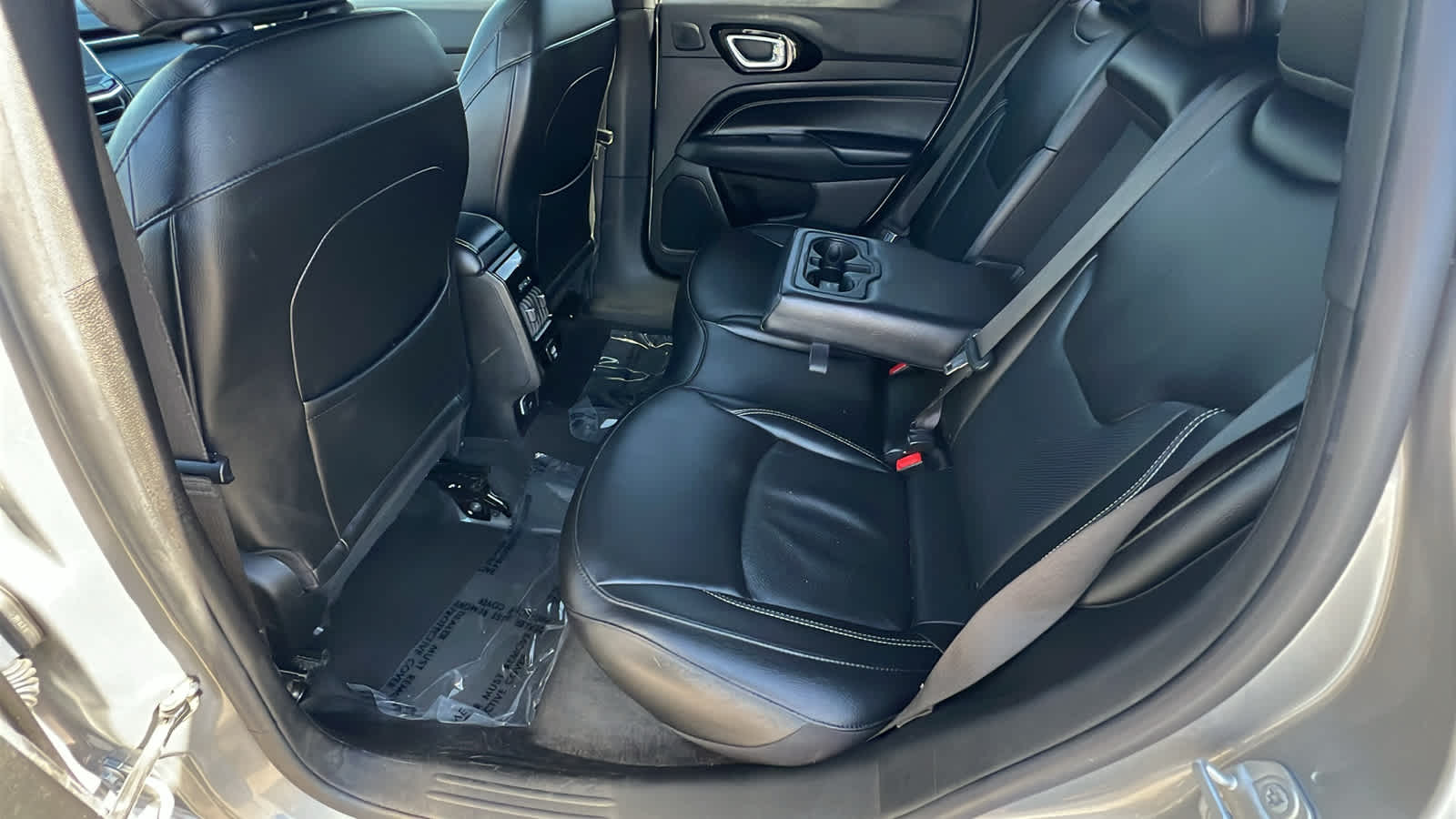 Thumbnail: 2022 Jeep Compass - 24